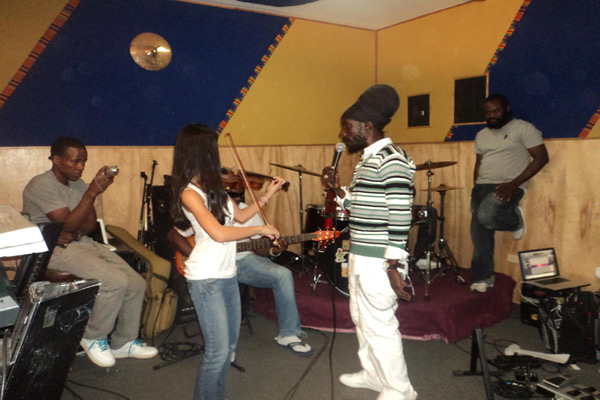 Sizzla Jessica Yap reharshal