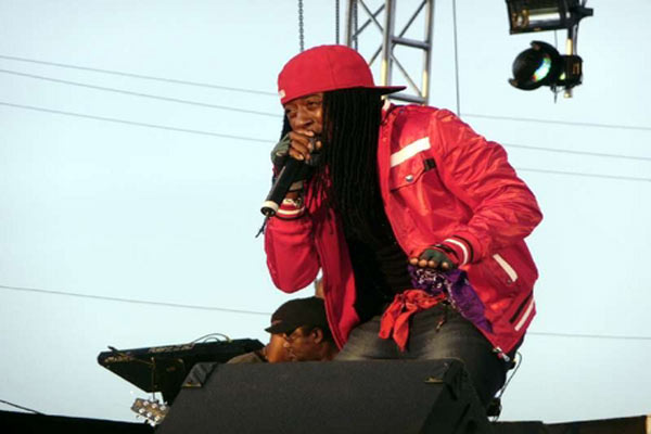 Khago signed to down sound records