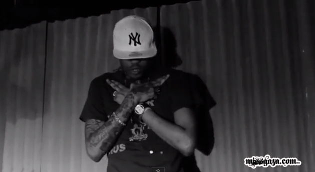 TOMMY LEE SPARTA STACKING UP THEPAPERS NEWOFFICIAL VIDEO APRIL 2013